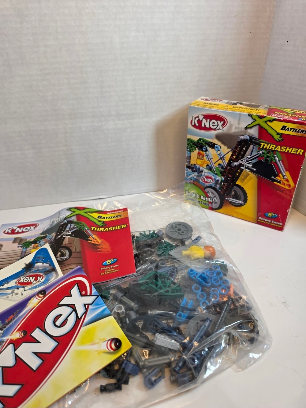 KNEX Battlers Thrasher Building System Build & Battle Figure Demolition Vehicle - Picture 4 of 4